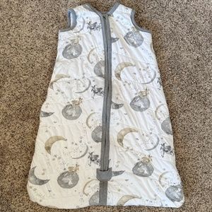 Burt’s Bees Beekeeper Wearable Blanket